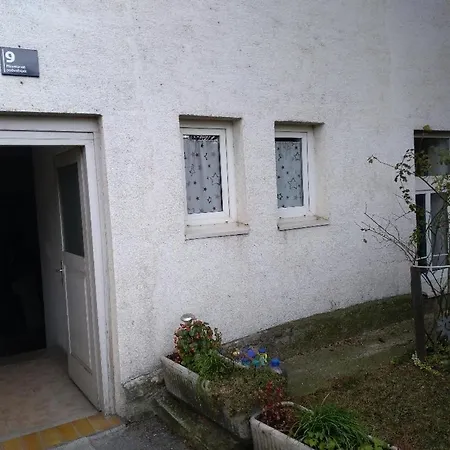 Zagreb Main Station Budget Apartment Exterior photo